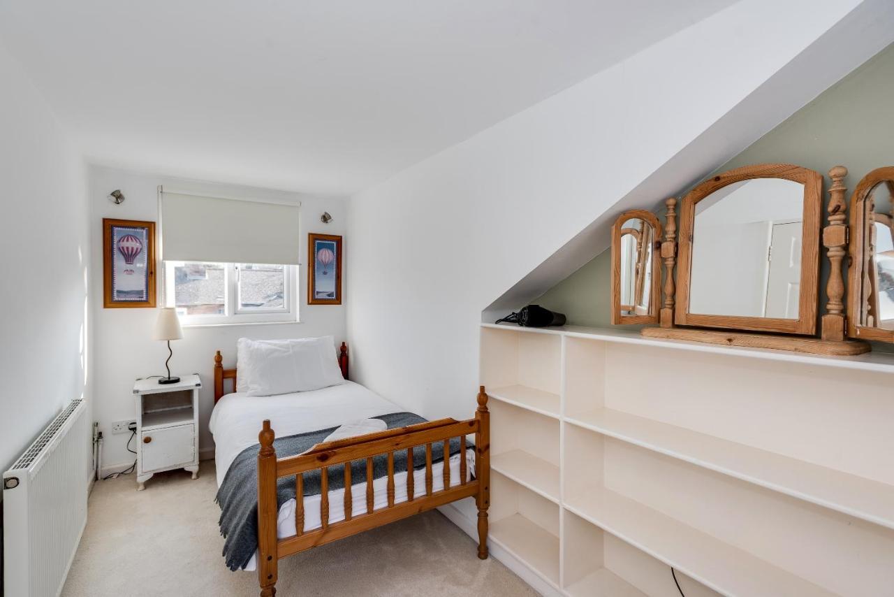 Вилла Characterful & Cosy Jericho House Оксфорд Экстерьер фото