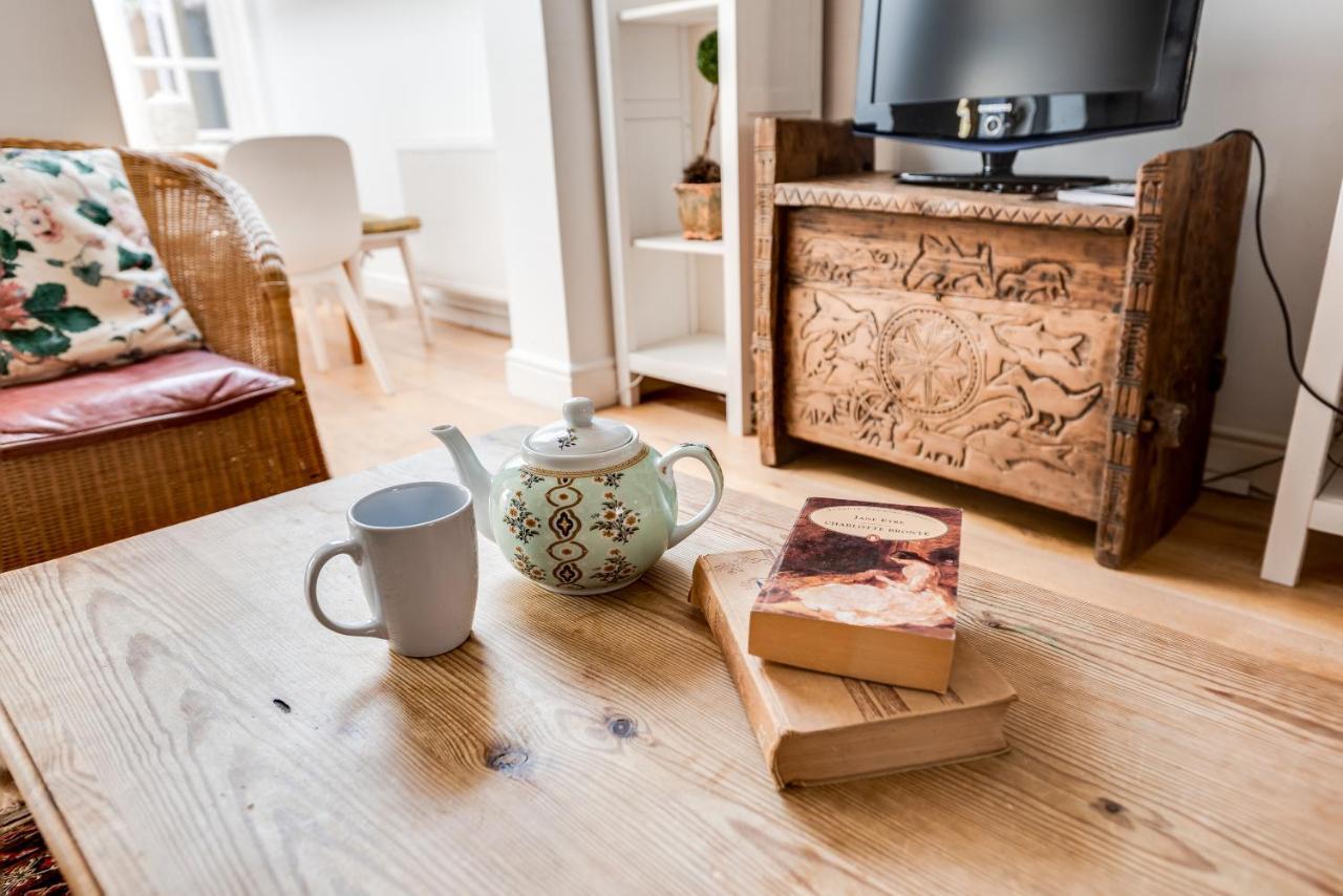 Вилла Characterful & Cosy Jericho House Оксфорд Экстерьер фото