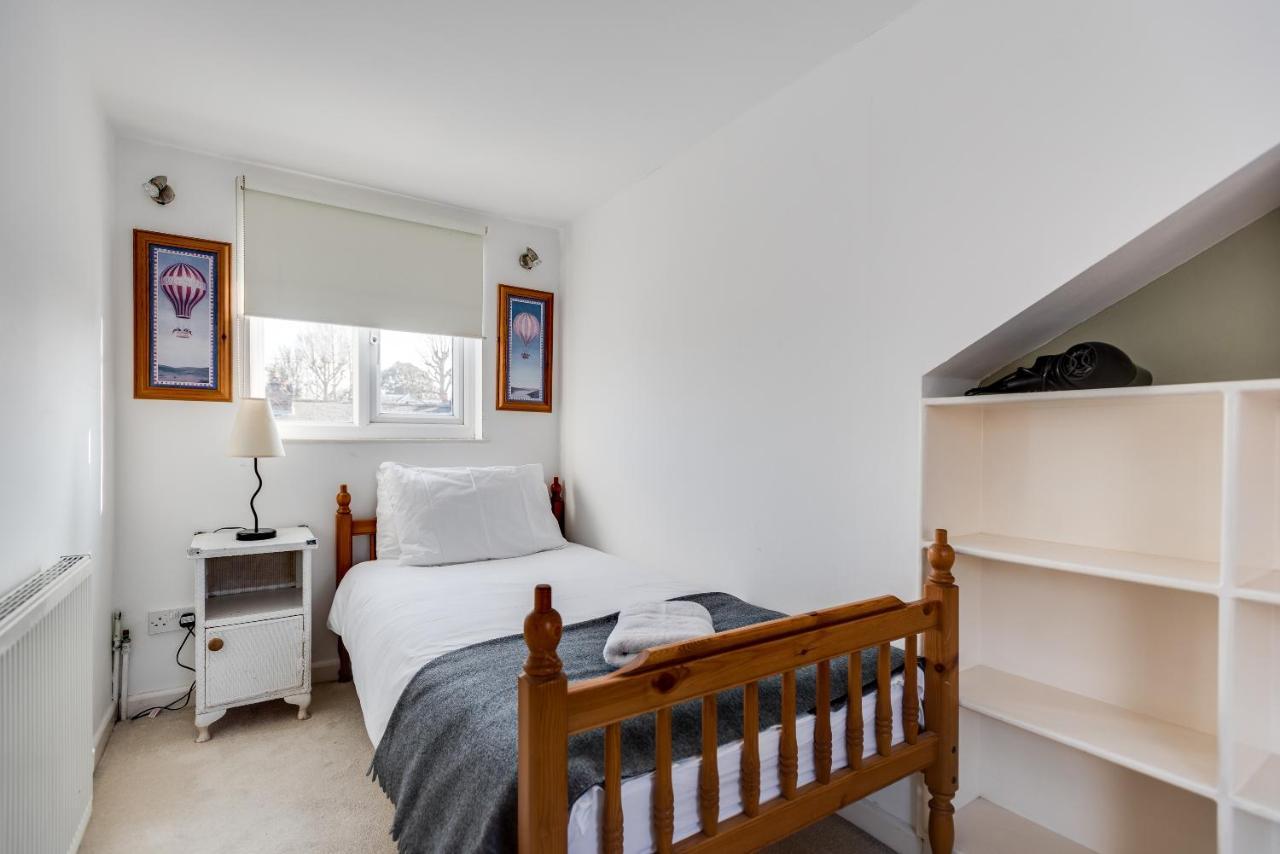 Вилла Characterful & Cosy Jericho House Оксфорд Экстерьер фото
